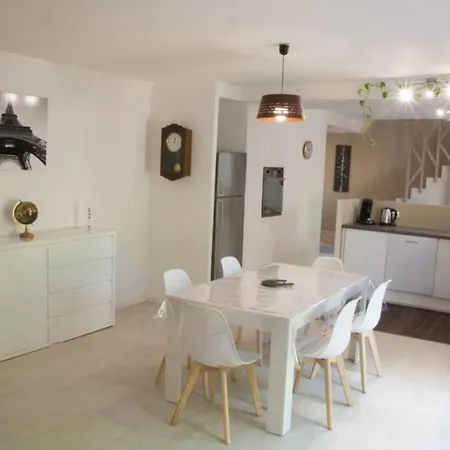 La Maison De Pape Holiday home